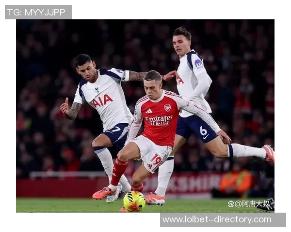 英超激情四射阿森纳大胜本菲卡引发转会热议